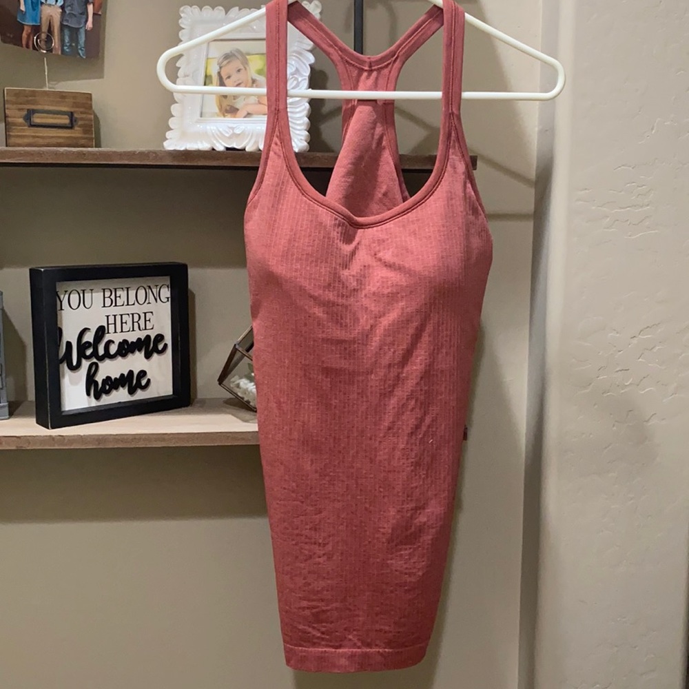 Lululemon power Y tank